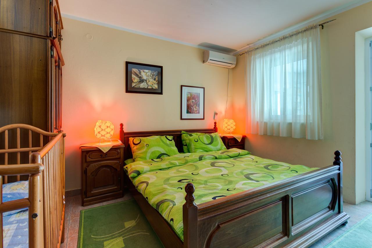 Apartments Varja Sveti Stefan Bagian luar foto