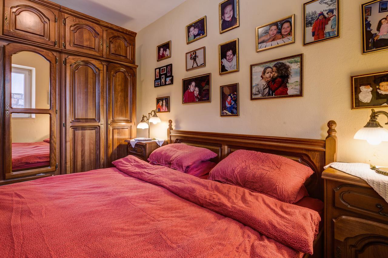 Apartments Varja Sveti Stefan Bagian luar foto
